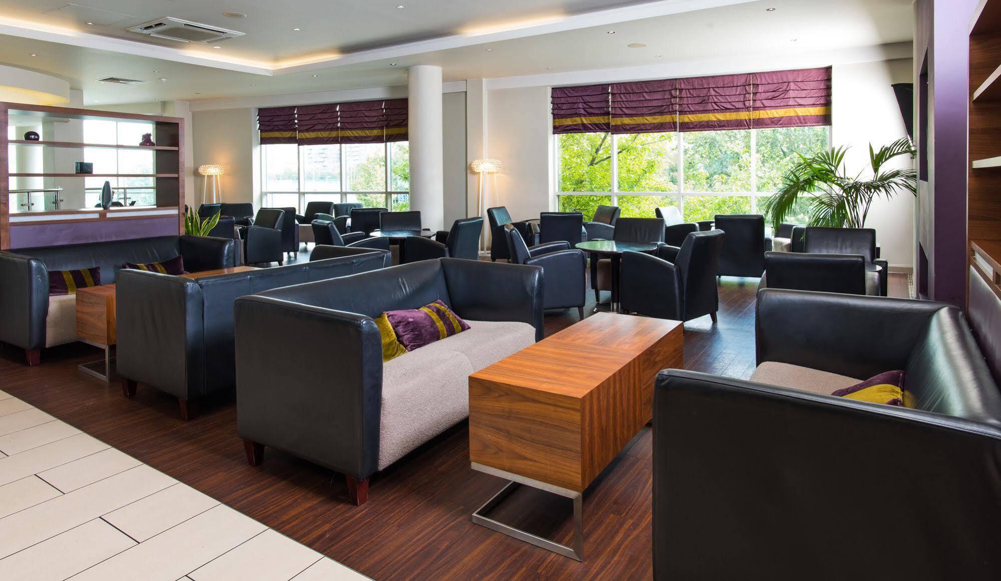 Holiday Inn Express London Greenwich By Ihg Экстерьер фото